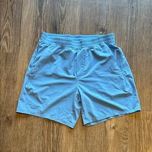 NWOT Lululemon Aero Blue Pace Breaker Short 7” Linerless
